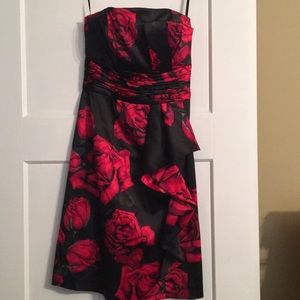 White House Black Market Rose Dress